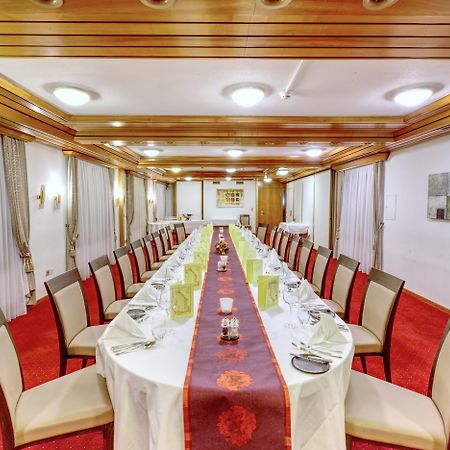 Hotel Alfa Birsfelden Esterno foto