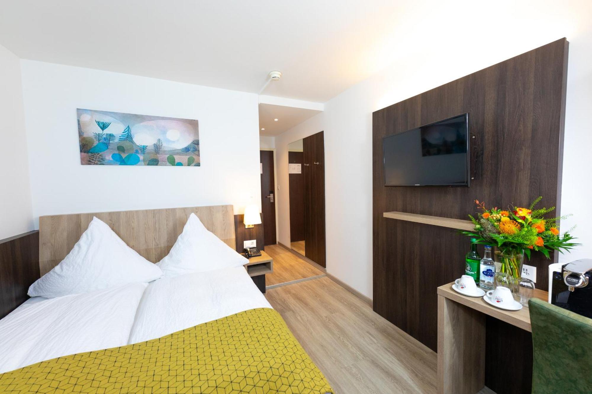 Hotel Alfa Birsfelden Esterno foto