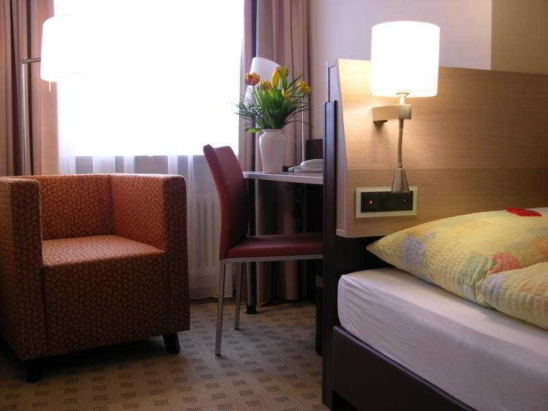 Hotel Alfa Birsfelden Camera foto